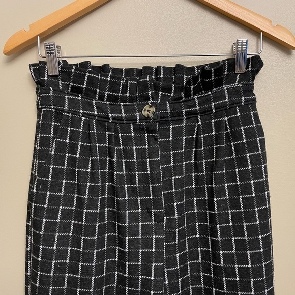 Good Luck Gem Patterned Pants Size Small - Picture 2 of 7